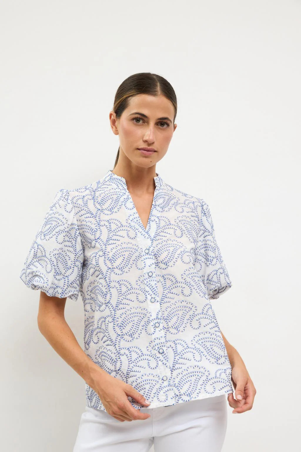 Bariloche Arabis white embroidered blouse blue paisley front