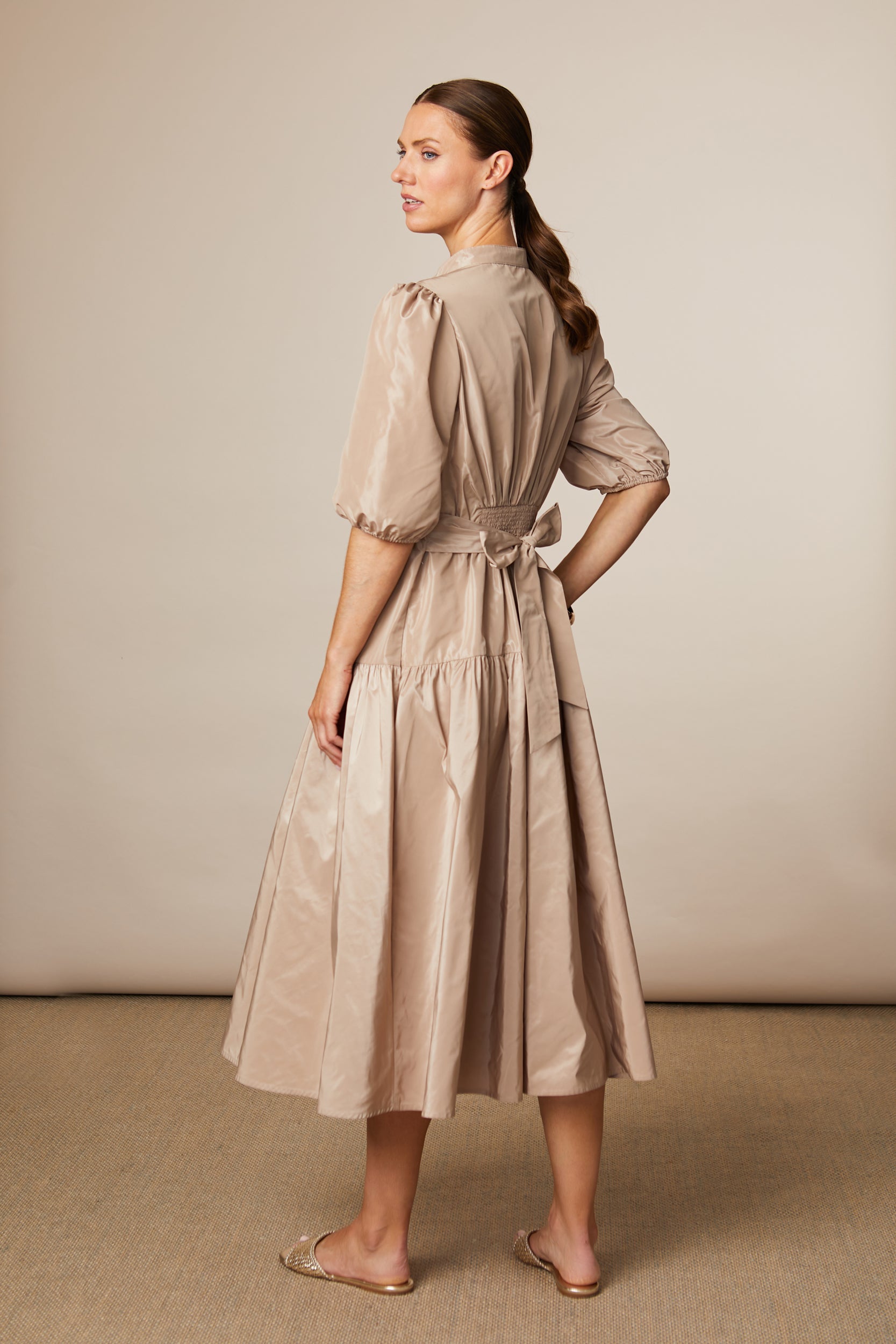 Fee G Marley beige taffeta tiered shirt dress back detail