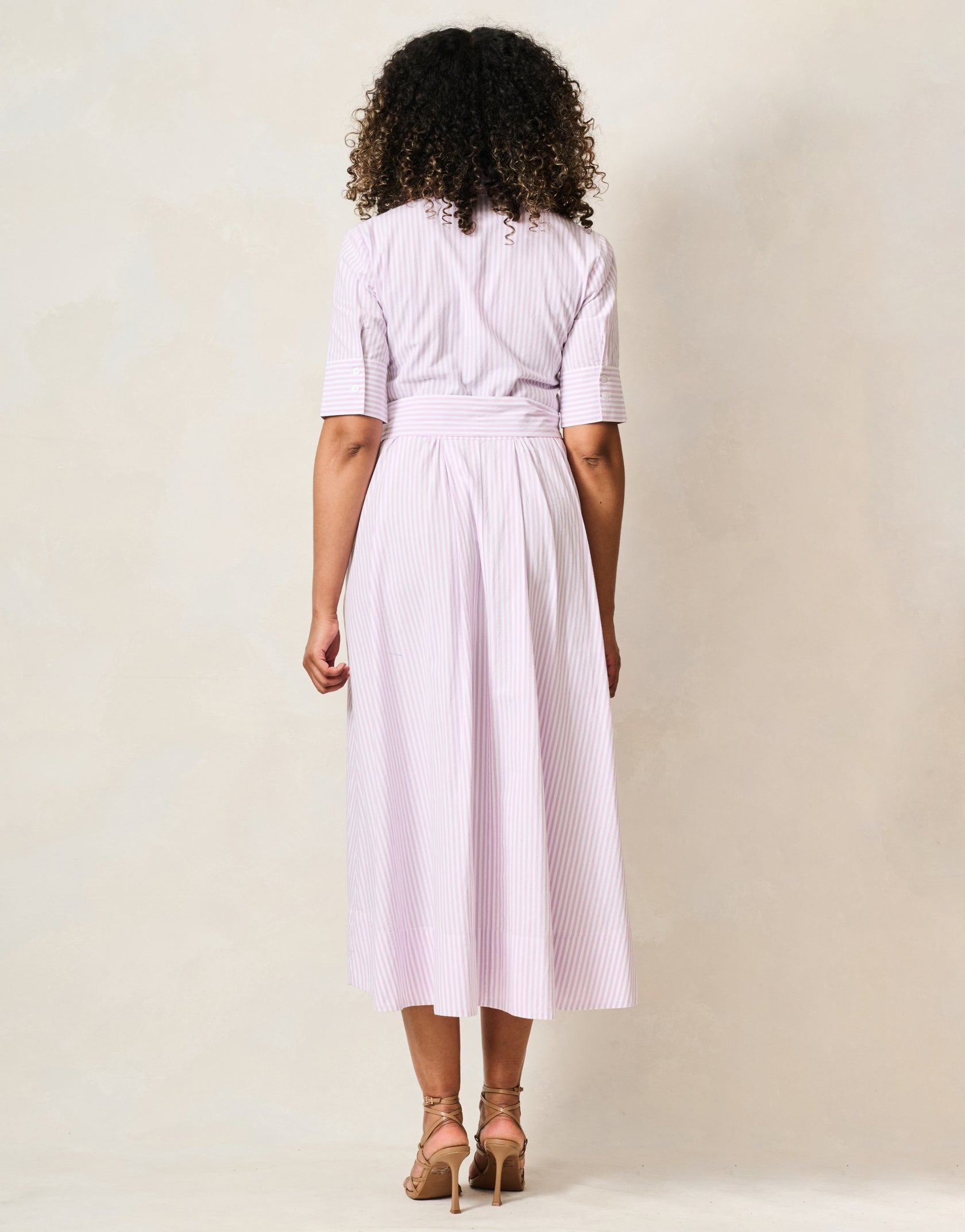 Hope & Ivy Merrin lilac striped midi dress back view