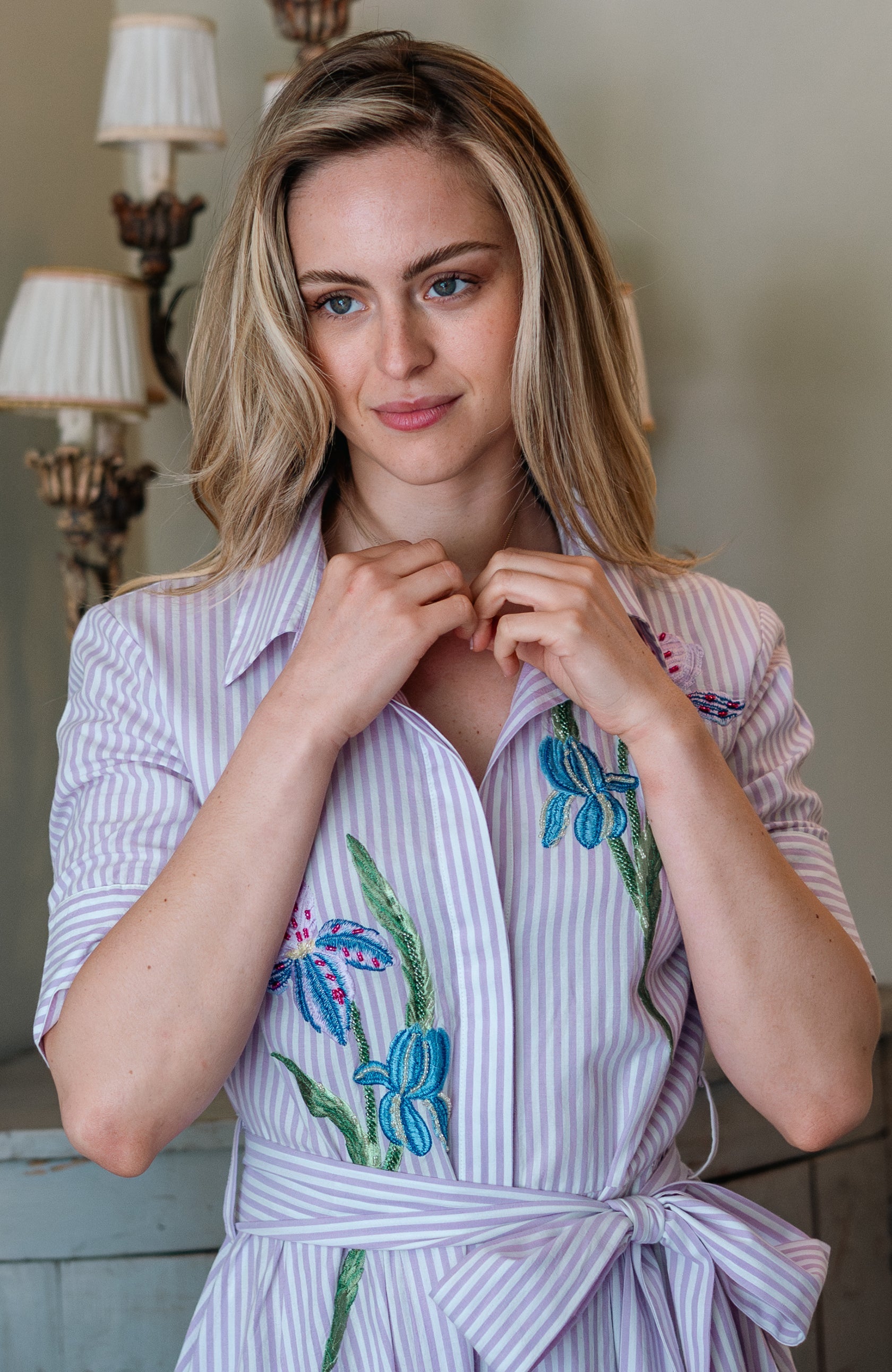 Hope & Ivy Merrin embroidered floral shirt dress front detail