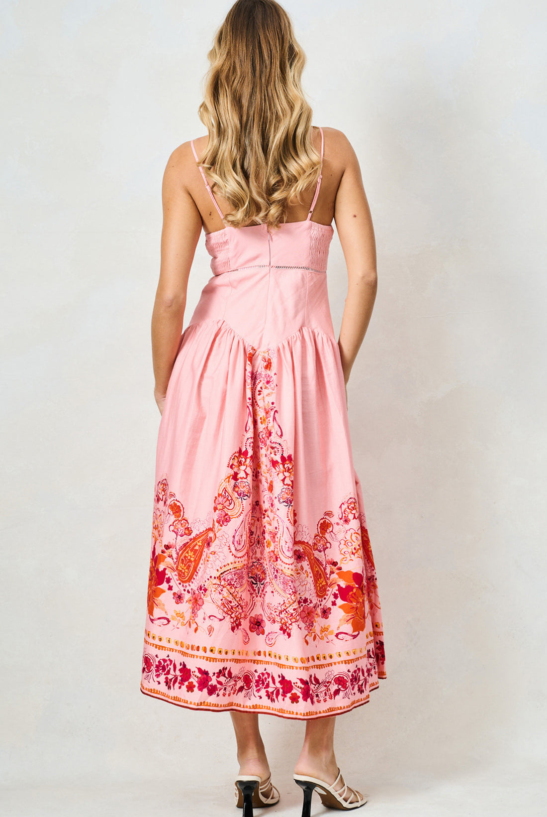 Hope & Ivy Luma floral print midi dress back view