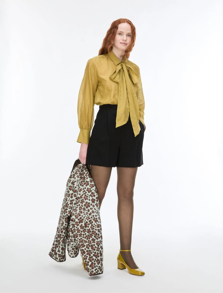 iBlues Iblbambina black belted tailored shorts styled with a blouse