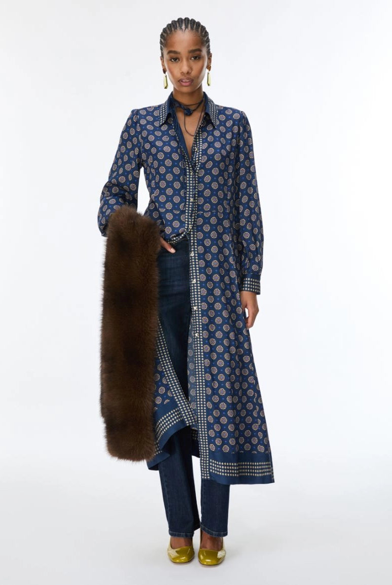 iBlues Ibleffetto navy geo print satin shirt dress styled open over trousers