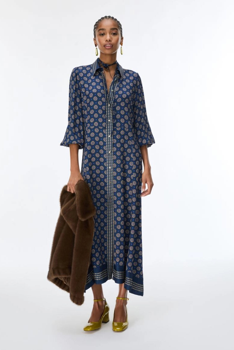 iBlues Ibleffetto navy satin shirt dress worn buttoned with long cuffed sleeves