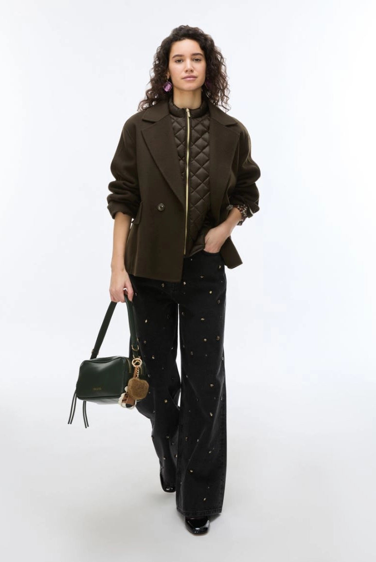 iBlues Iblsoldino relaxed brown blazer styled with black trousers