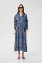 Oui Indigo Spot Print V-Neck Maxi Dress front view on model
