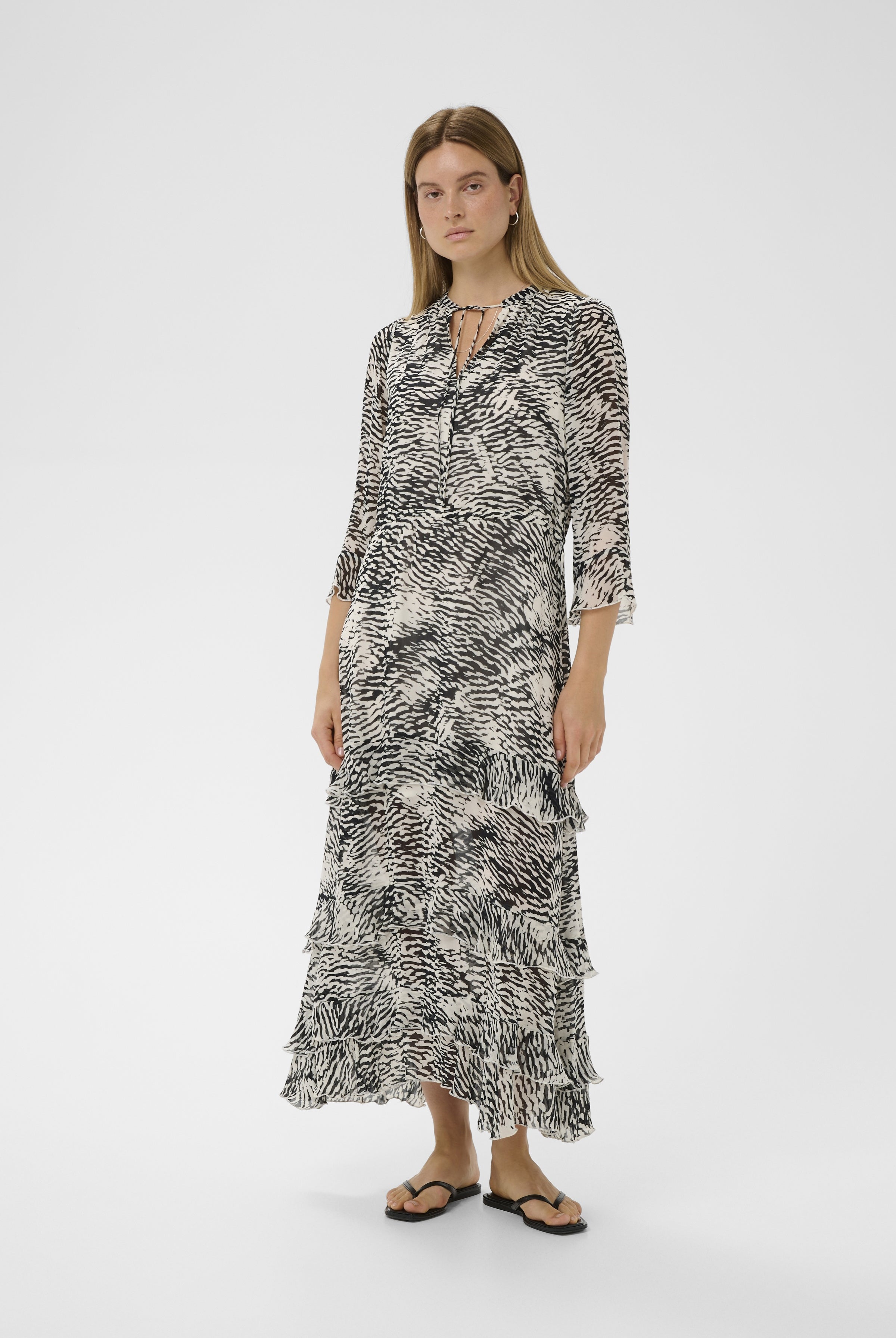 InWear Lyon printed dress side profile