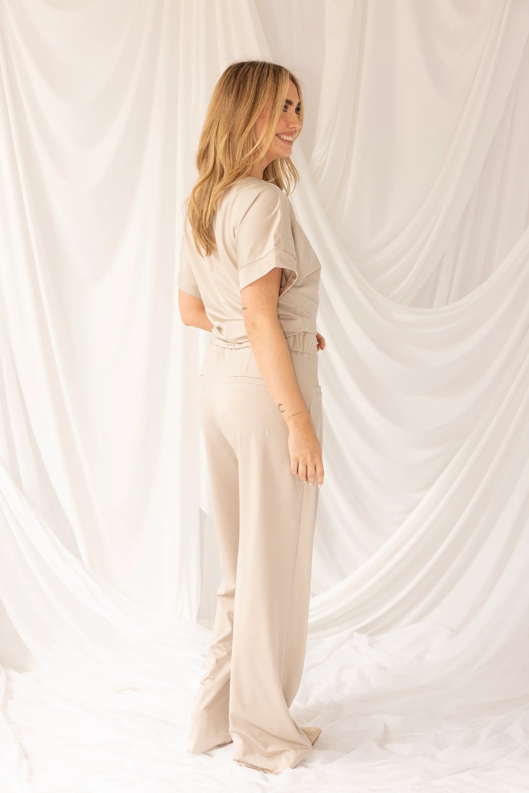 Kimara technical jersey top back and side view relaxed fit