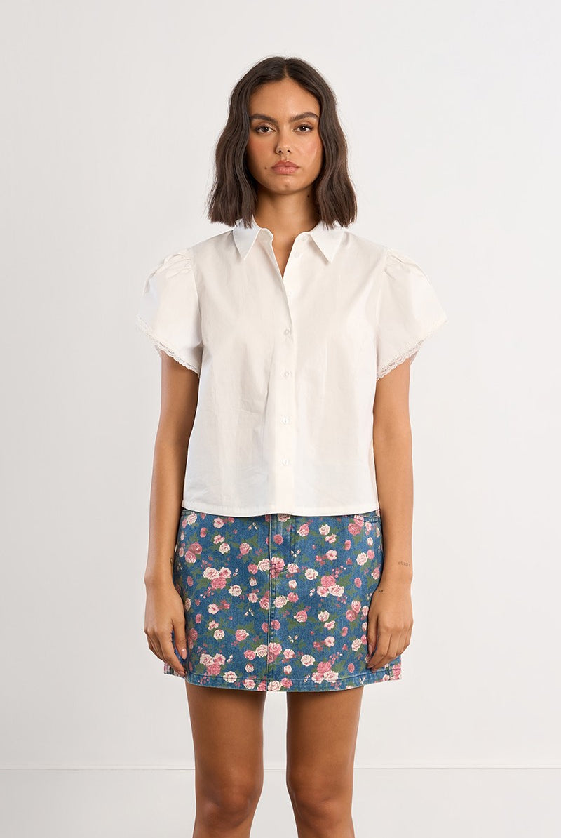 Lili Sidonio short sleeve white shirt front view