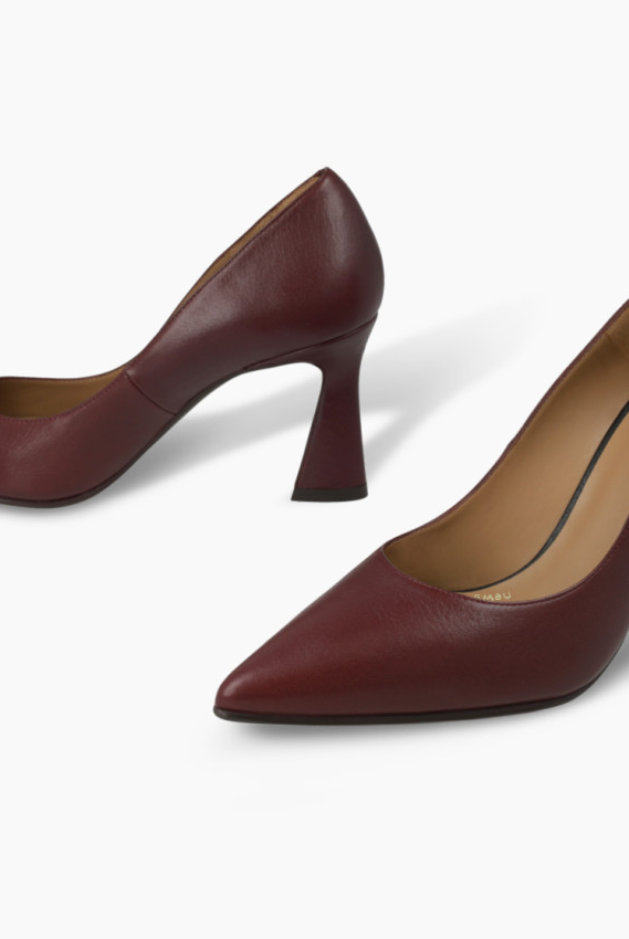 Lodi Roa burgundy leather court shoes shown from a three-quarter angle