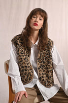 Model wearing Molly Bracken sleeveless faux fur leopard print jacket