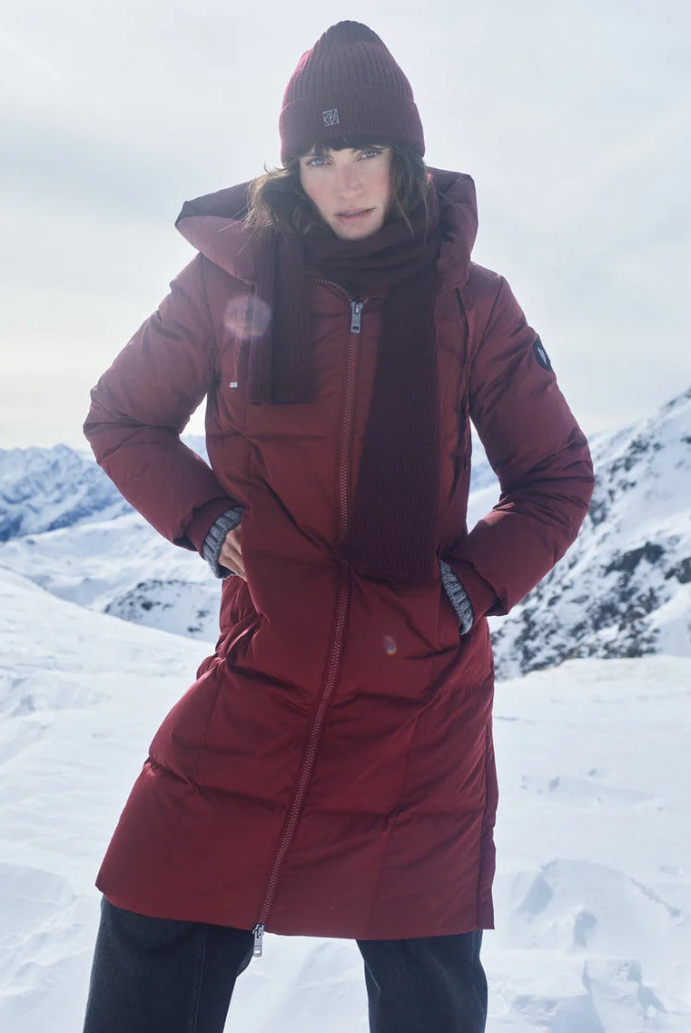 MOS MOSH Nova Square burgundy long hooded down coat – winter lifestyle view