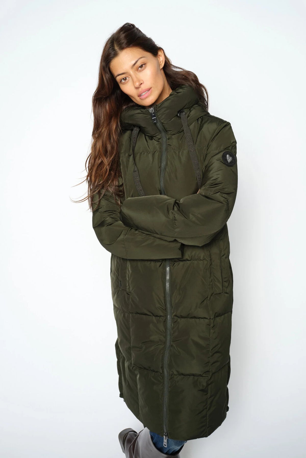 MOS MOSH Nova Square olive green quilted down coat with hood – close model view