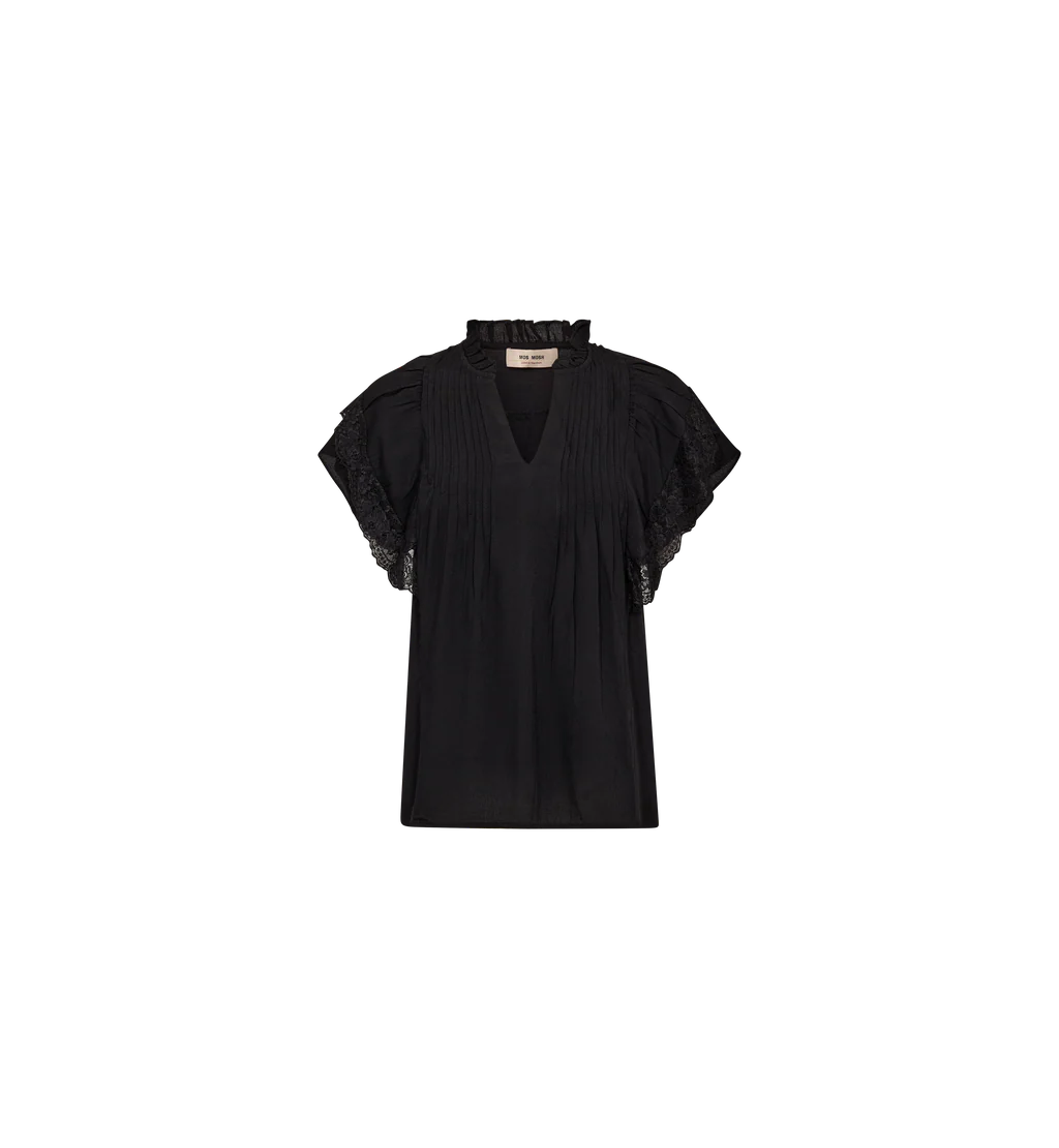 Mos Mosh Wea Flowish black blouse short sleeve styled outfit