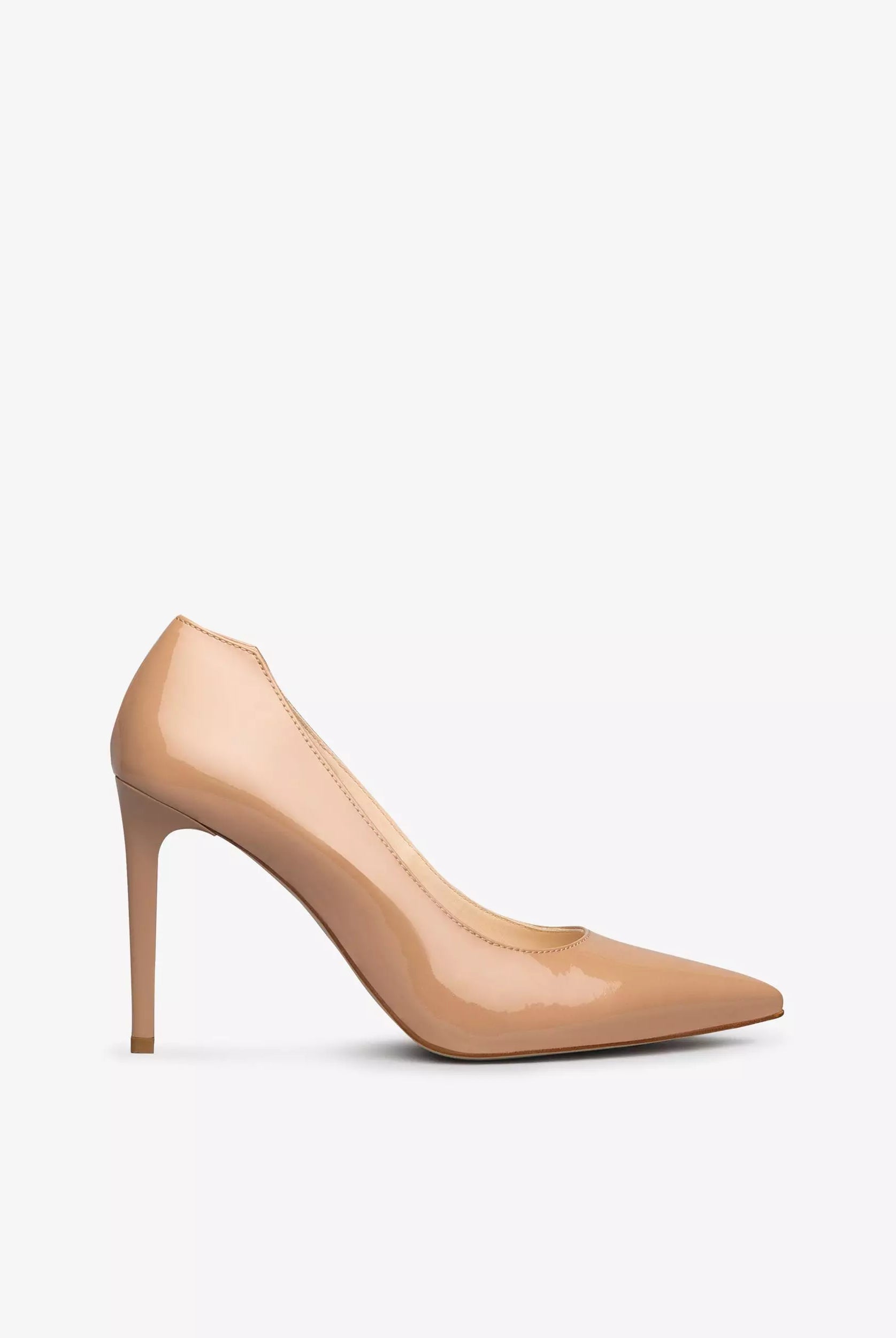 NeroGiardini nude patent pointed-toe court shoe, side profile