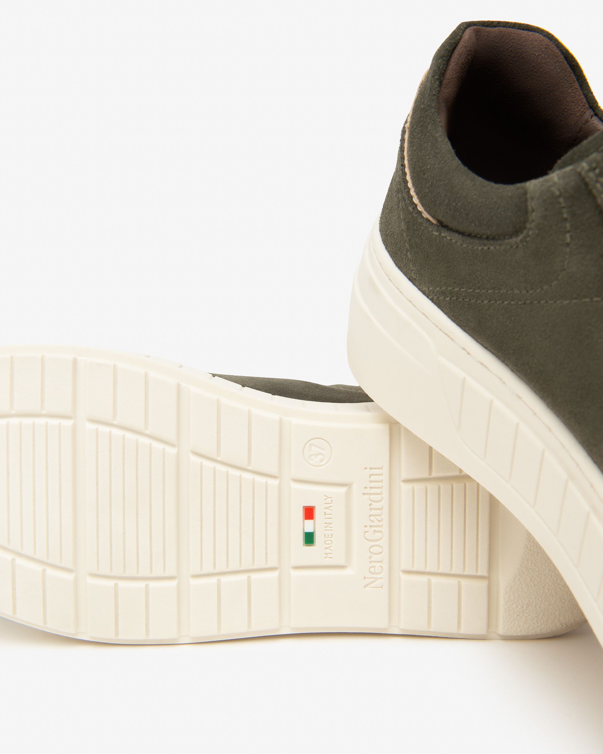 NeroGiardini khaki suede lace-up trainers – close-up of stitching