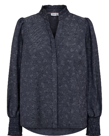 Smocked sleeve cuff detail on Numph Nucila Denim Blue Shirt