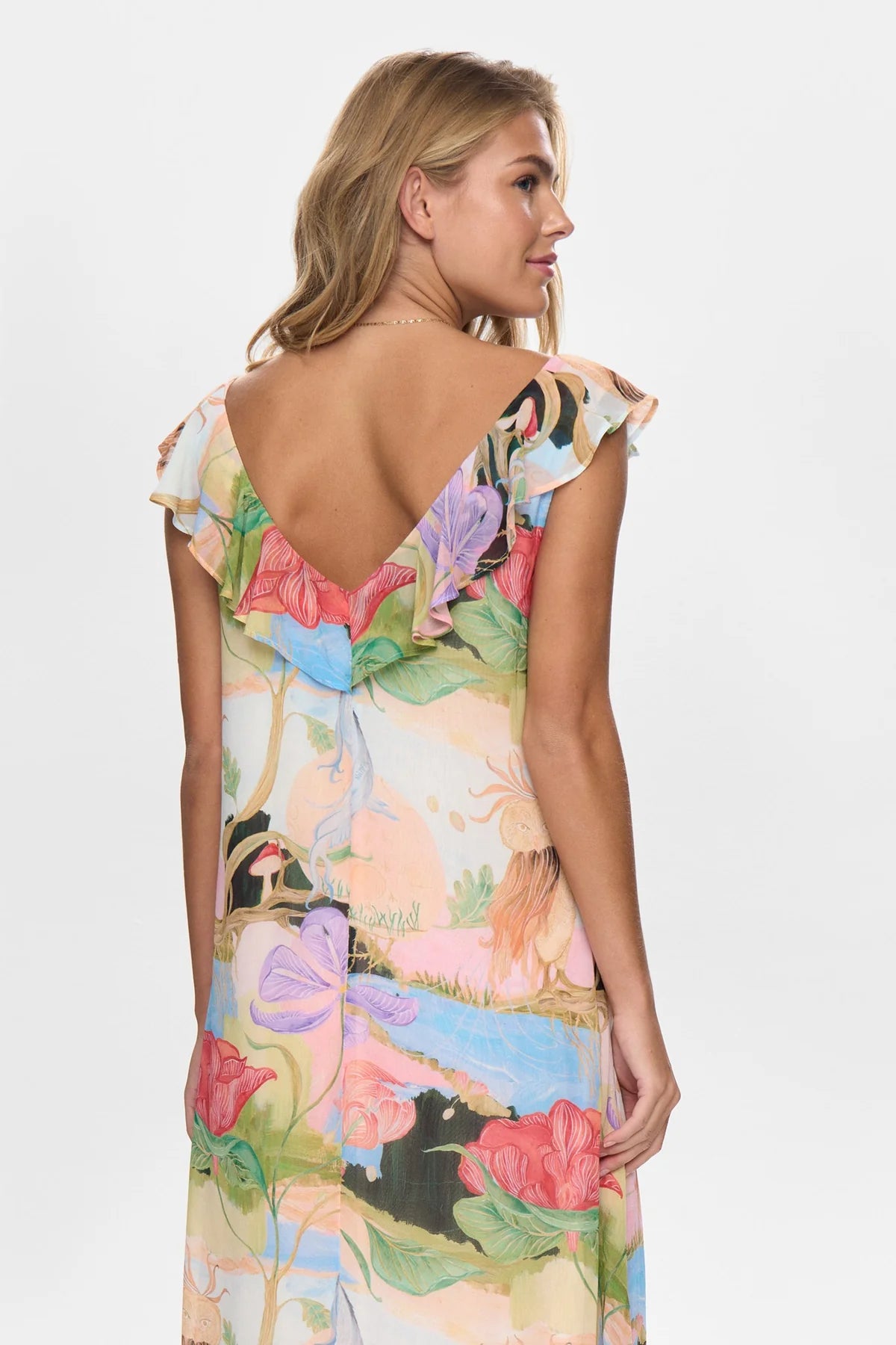 Numph Nushailyn maxi dress back view open V detail