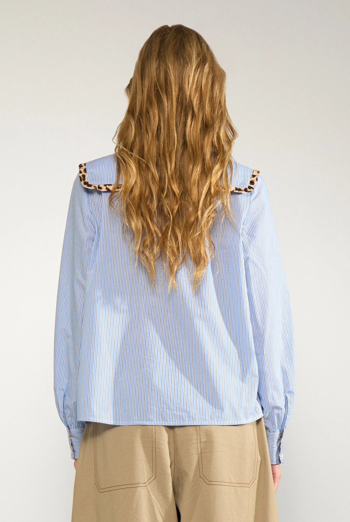 Nümph Numayana blue striped long sleeve shirt with statement collar – back model view