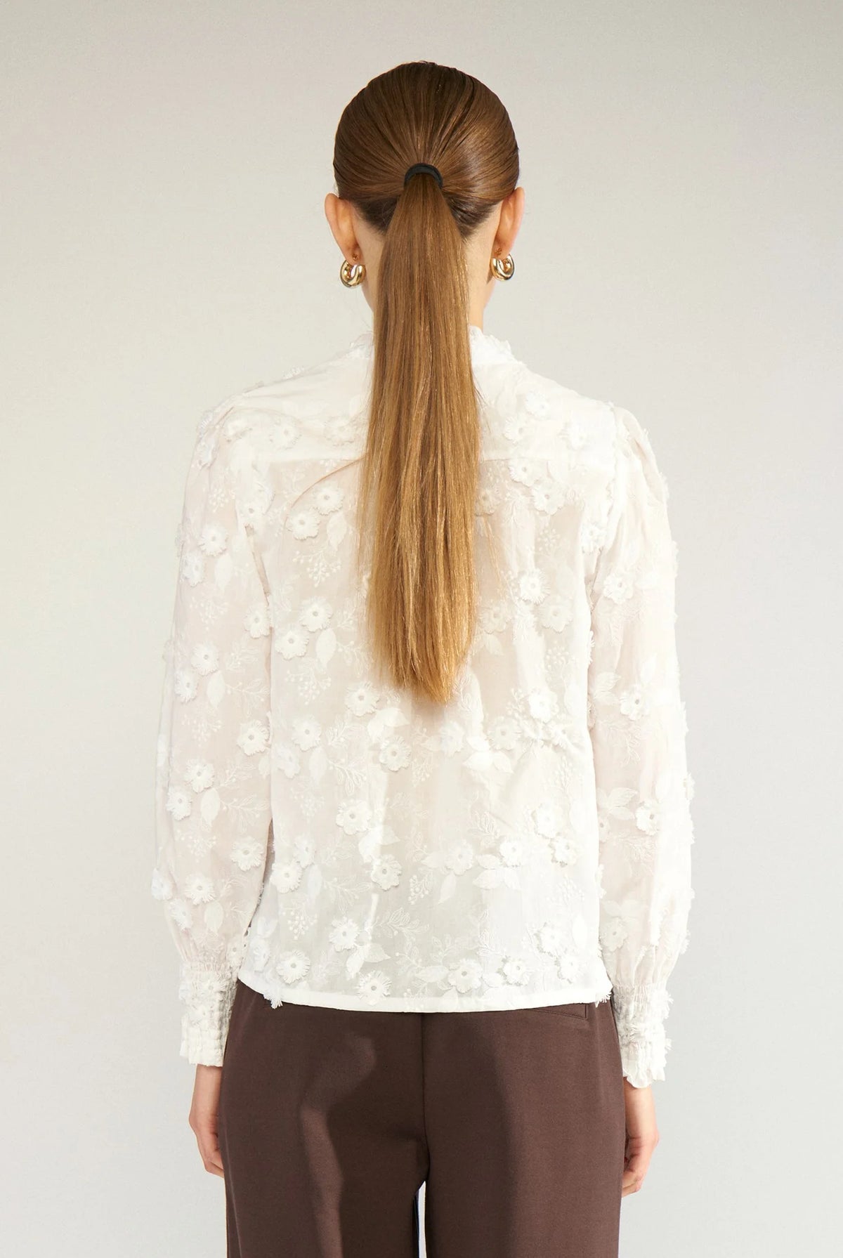 Nümph Nulenea white floral embroidered long sleeve blouse – back model view