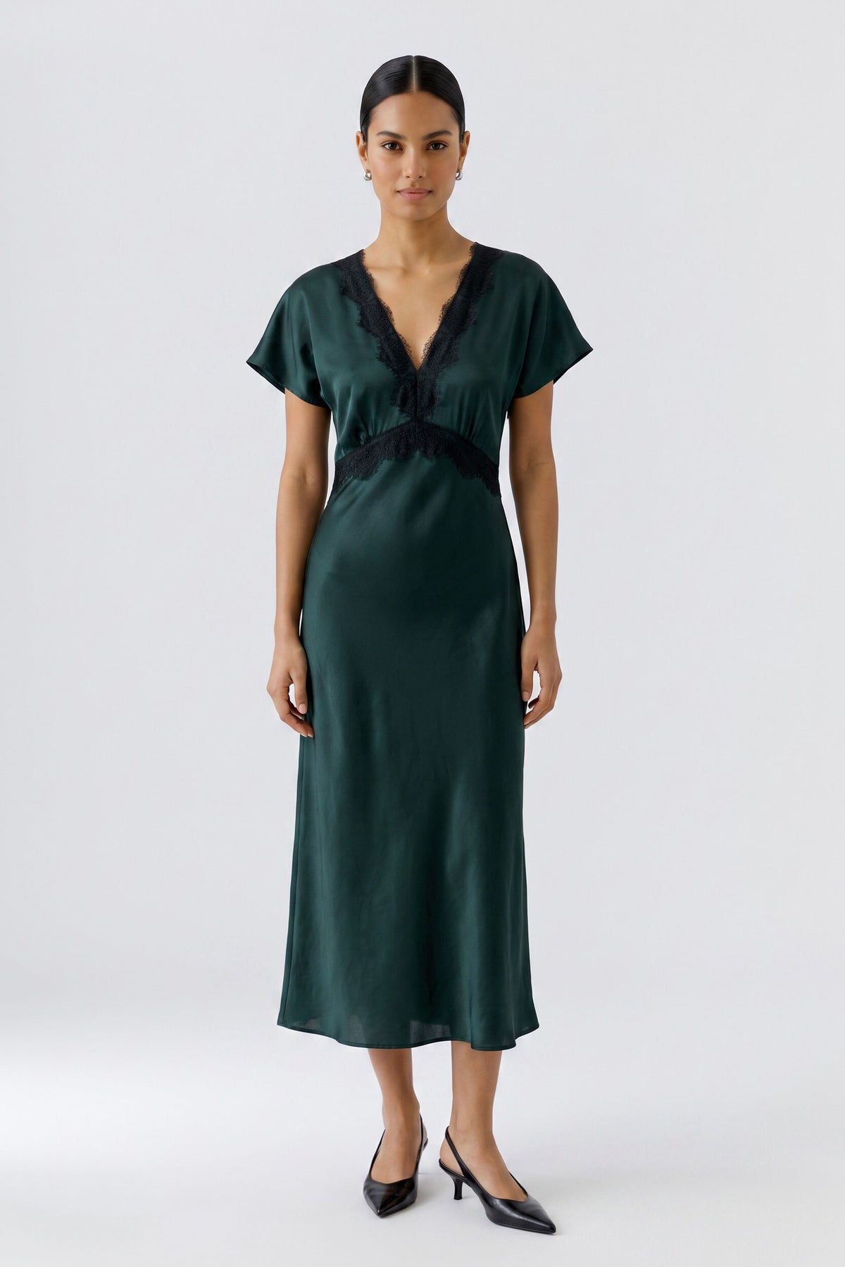 Oui green satin lace trim midi dress with V neckline – front model view