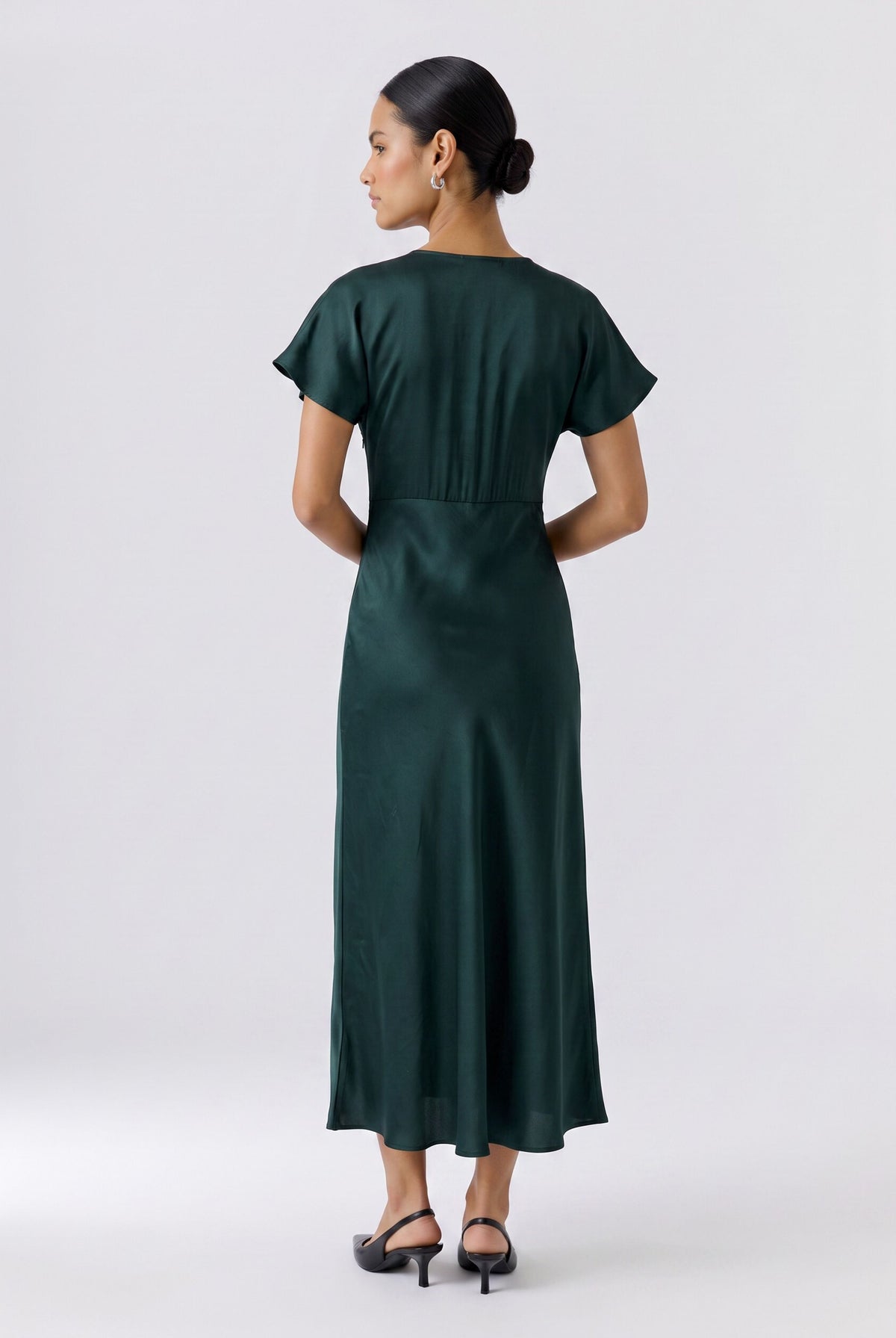 Oui green satin midi dress with flutter sleeves and fitted waist – back view