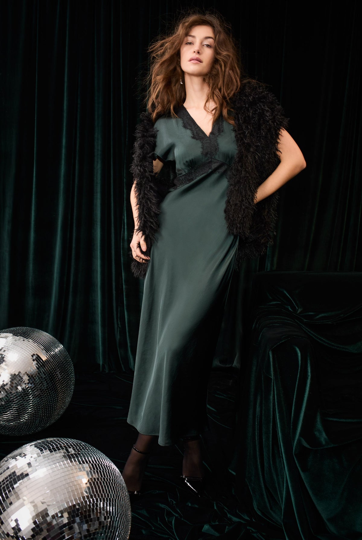 Oui green satin lace trim occasion dress – evening styling view