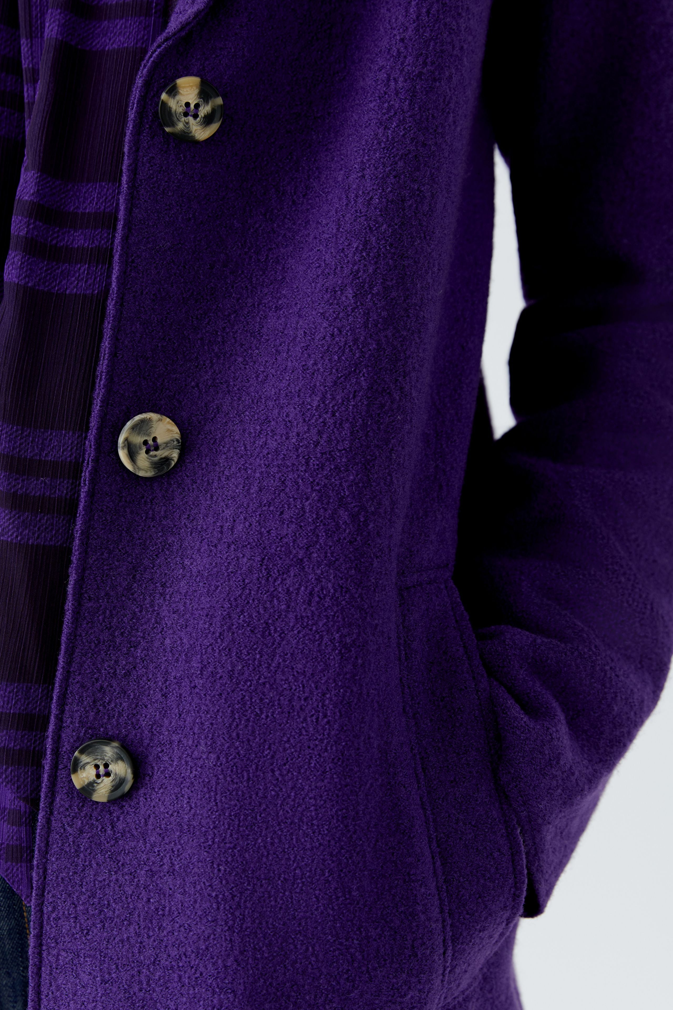 Oui Mayson wool coat close-up showing buttons and pocket detail