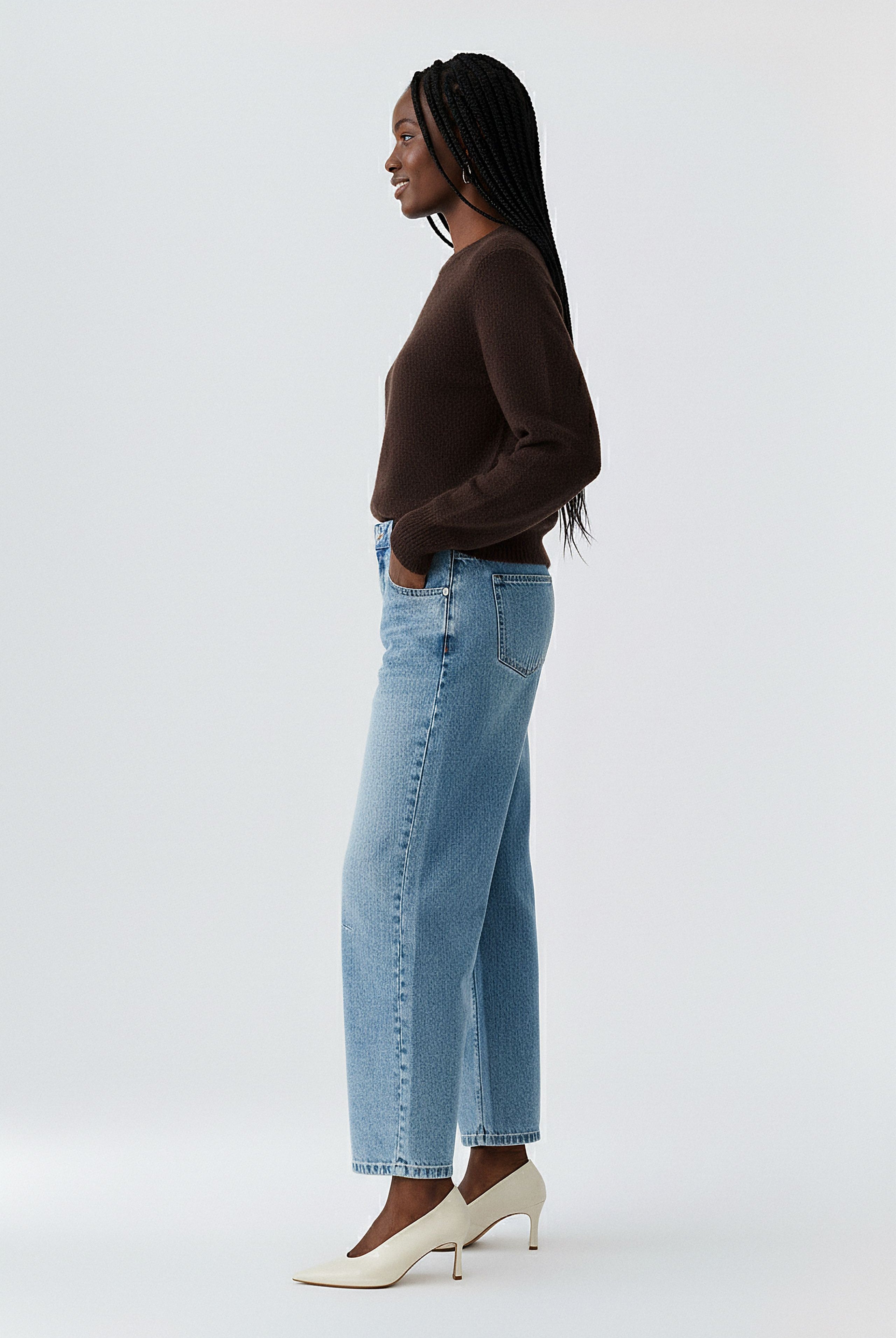 Oui seamless brown knit jumper with soft balloon sleeves and ribbed cuffs