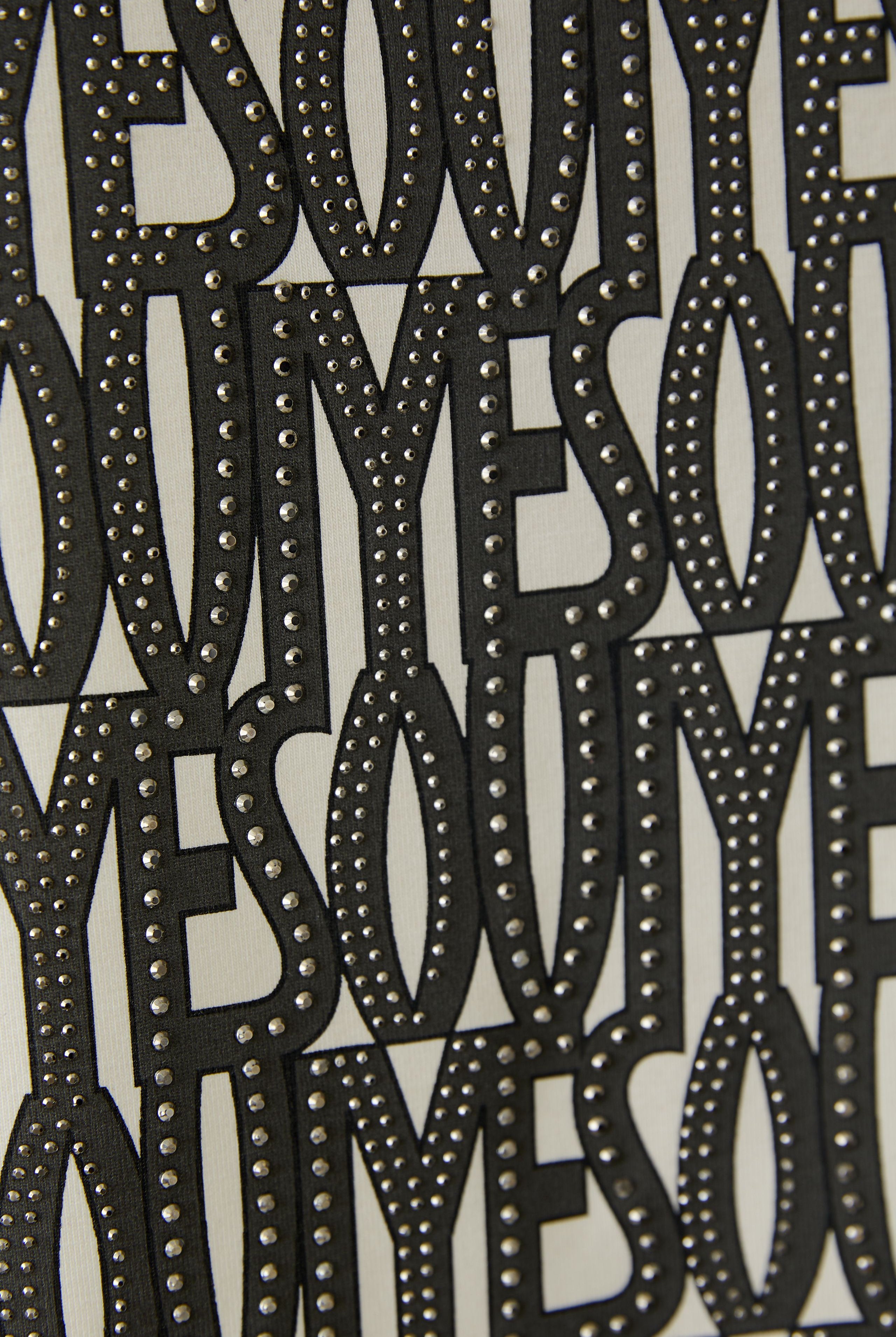 Oui printed cotton T-shirt with  – sparkly stones close-up of black YES OUI print