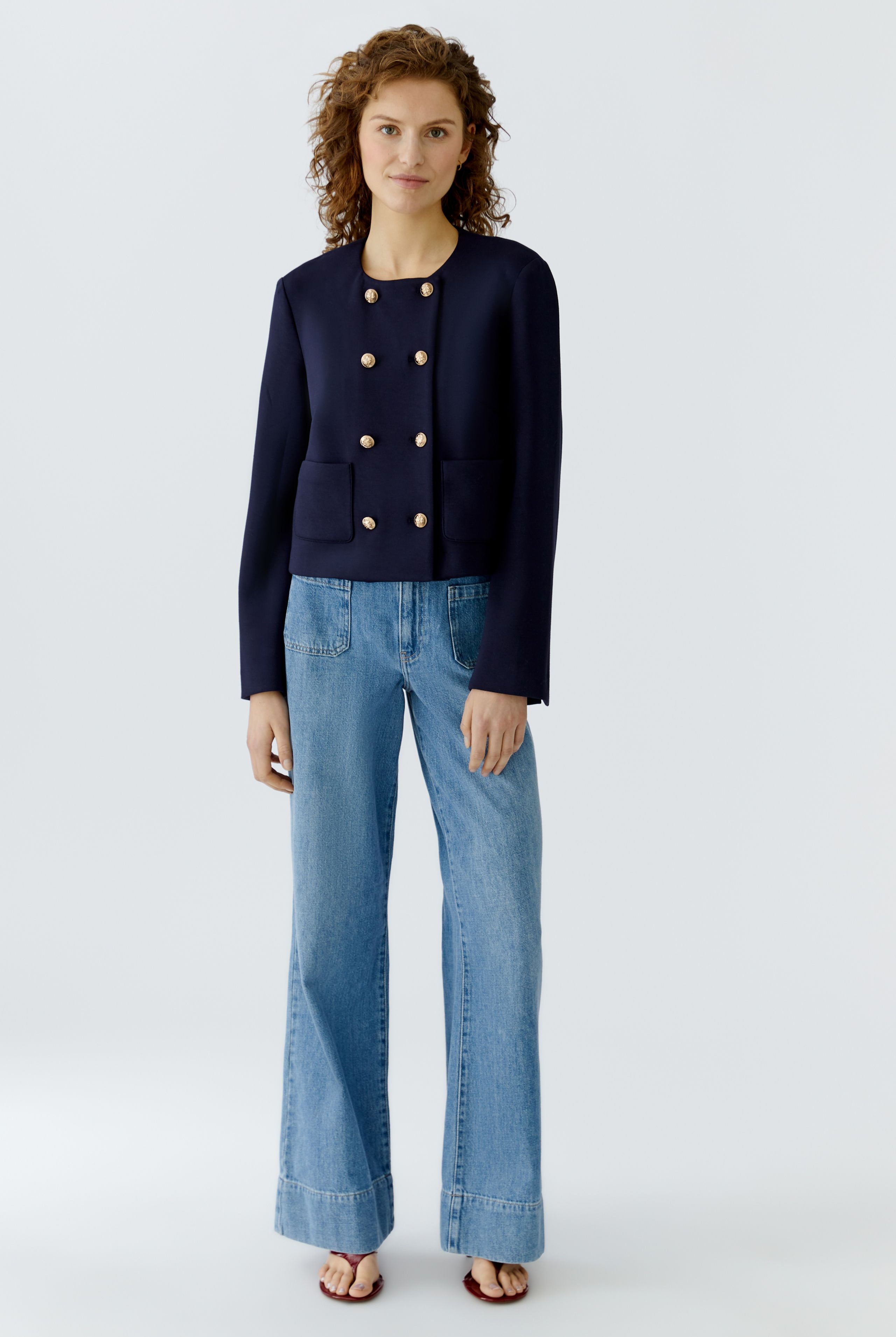 Oui navy cropped button jacket front view