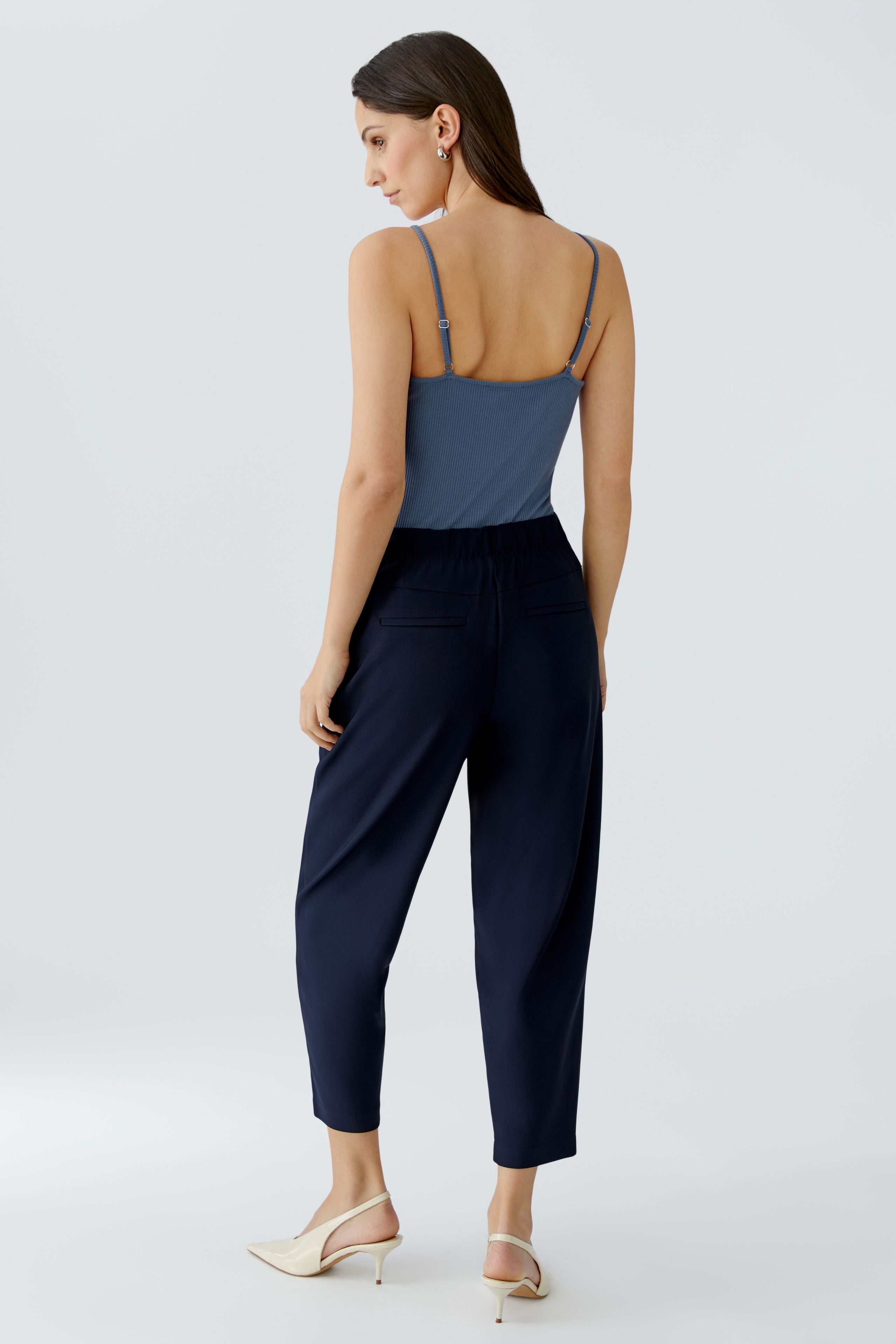 Oui cropped navy tapered trousers back view