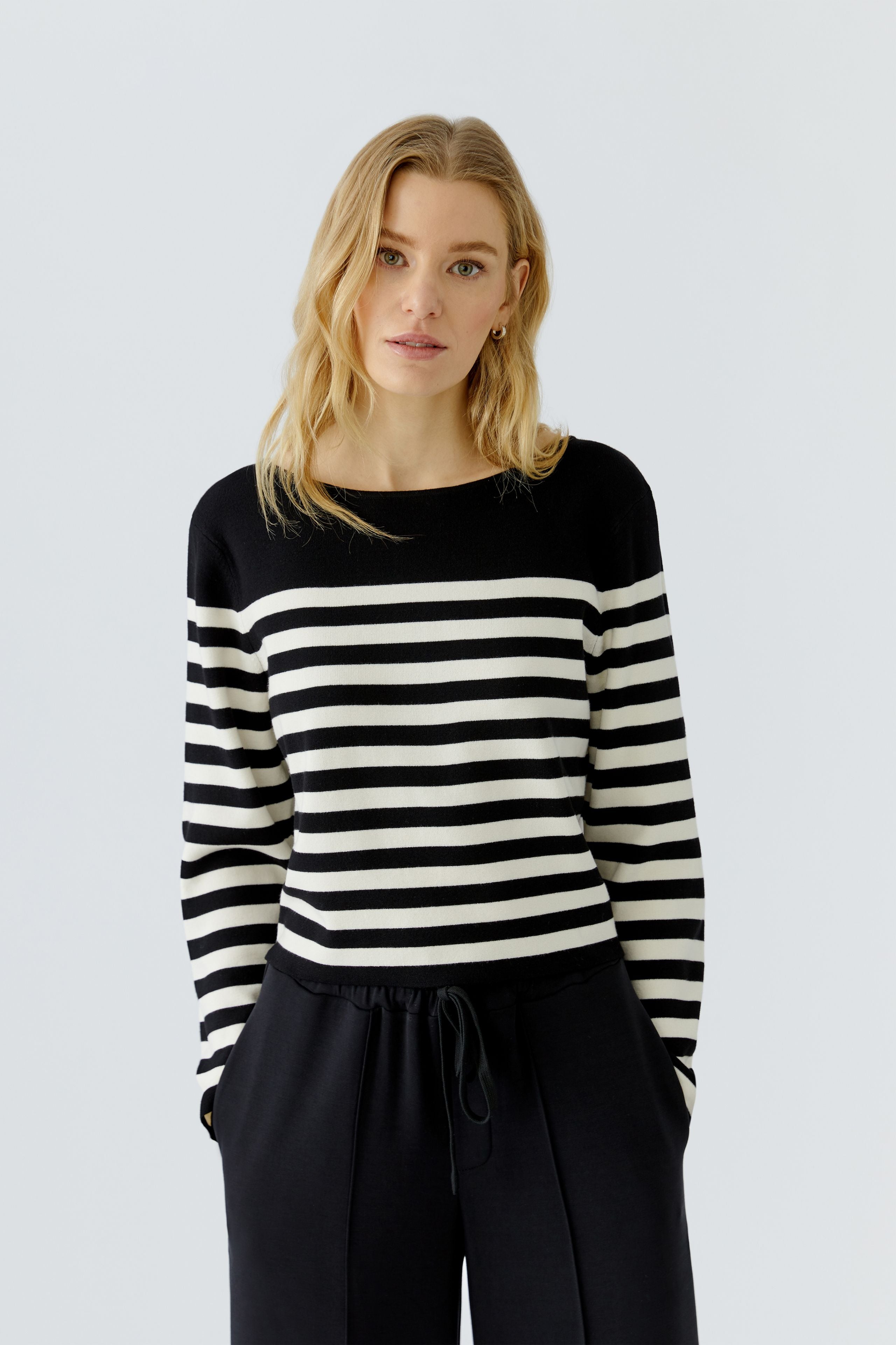 Oui black and white Breton stripe cropped fine knit jumper front view