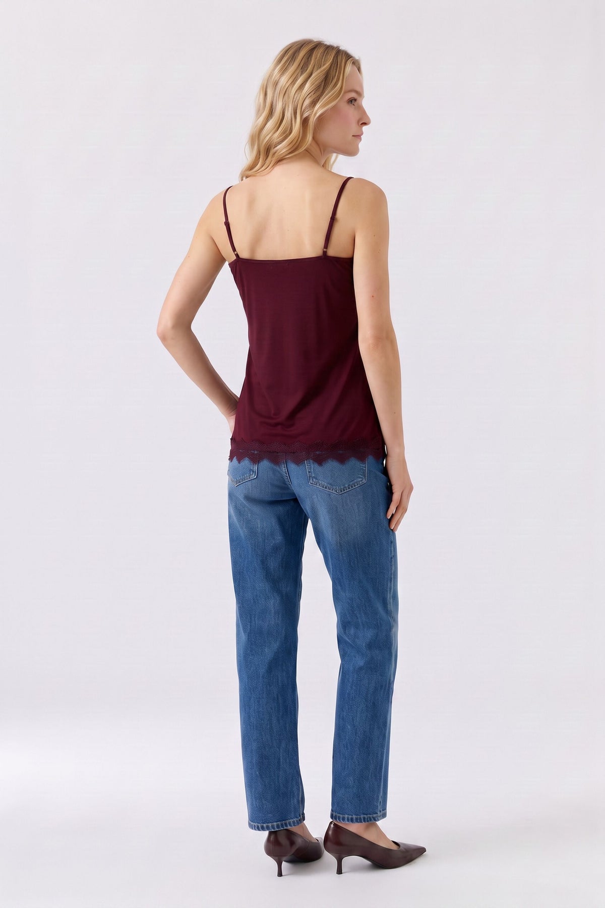 Oui burgundy lace trim cami top with adjustable straps – back model view