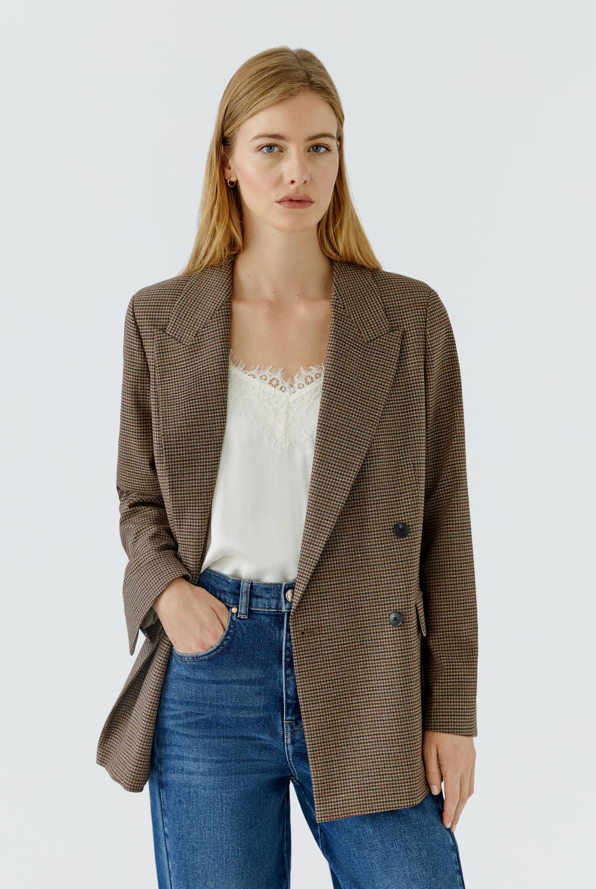 Oui brown and black micro-check oversized blazer with double-breasted front – front model view