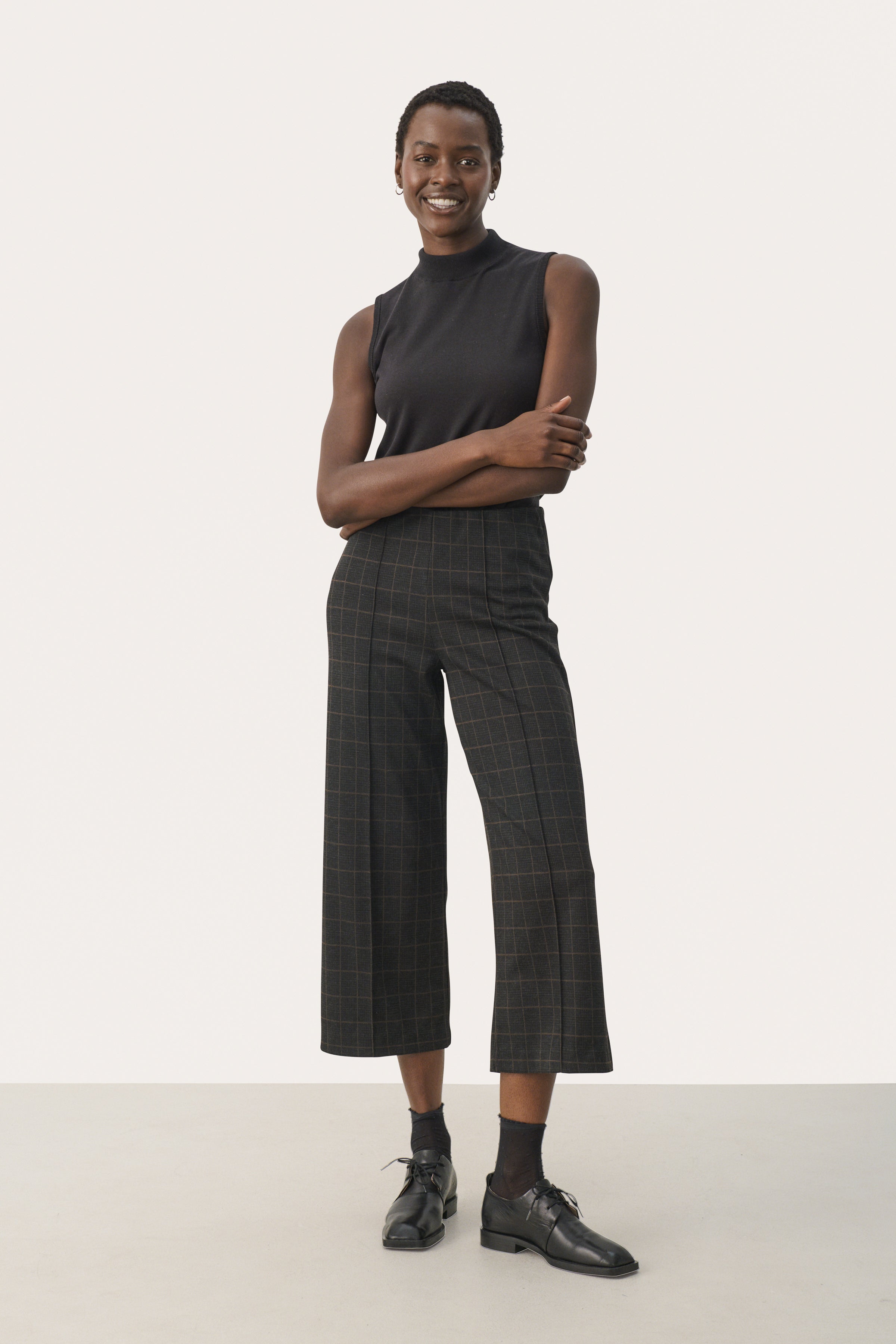 Wide leg cropped trousers in grey and blue check by Part Two