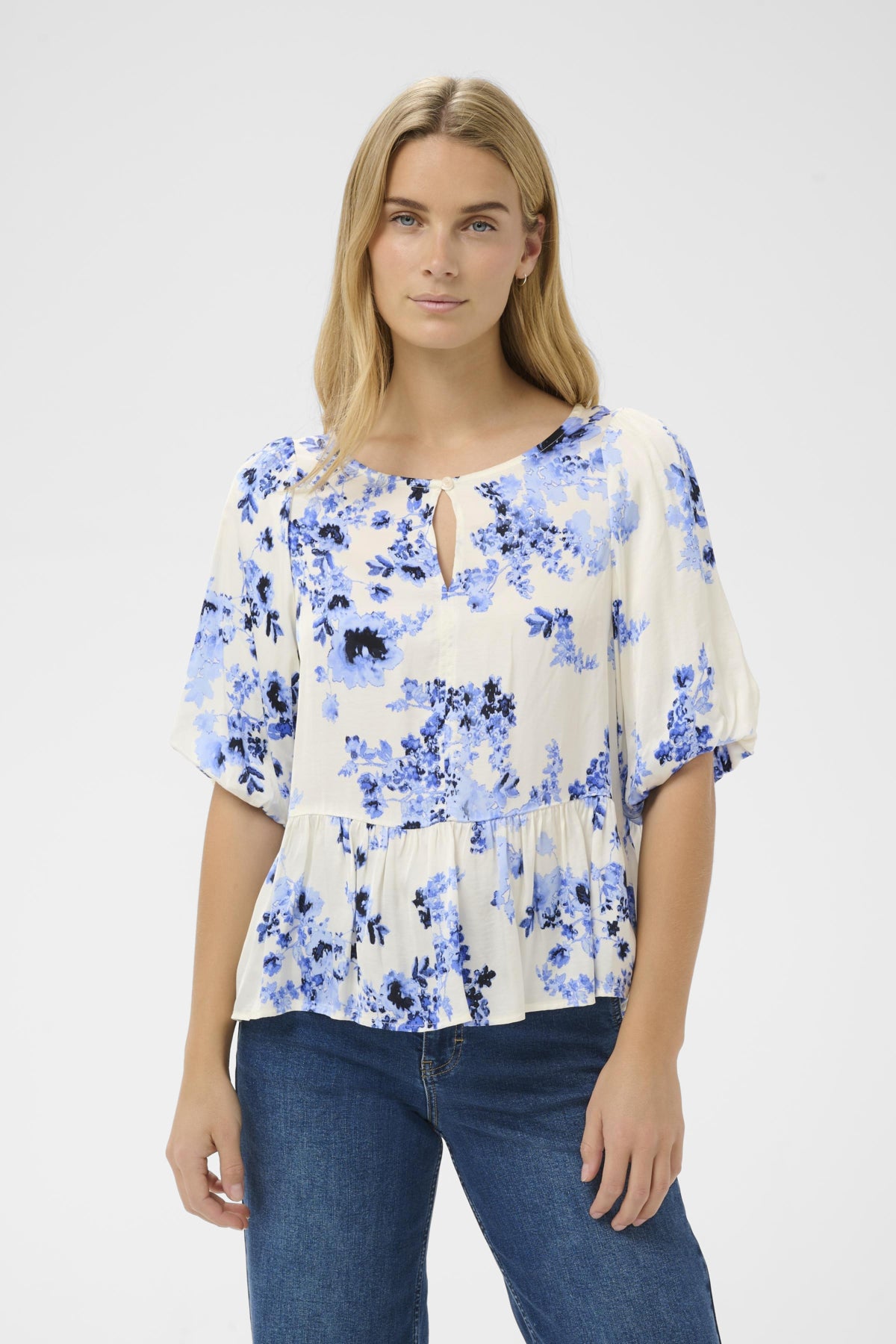Part Two Azelia blue an white floral blouse keyhole neckline detail