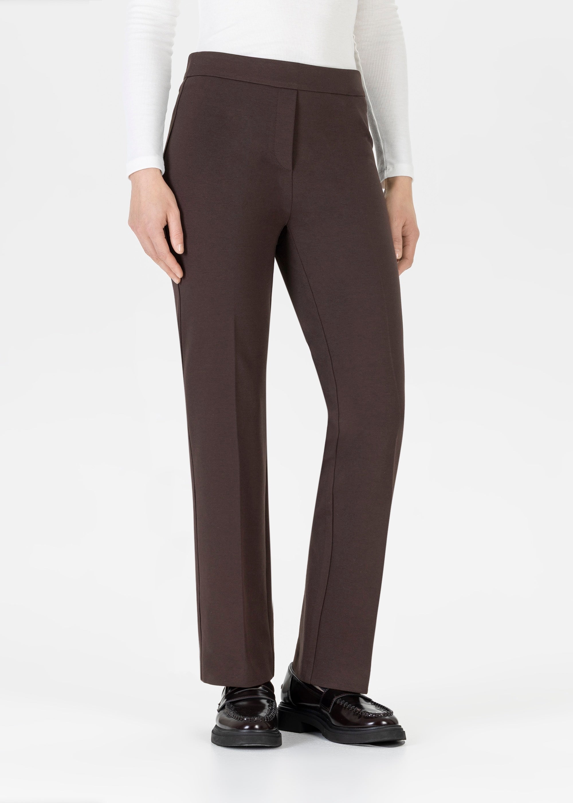 Front view of Stehmann Editta 780 brown straight leg jersey trousers