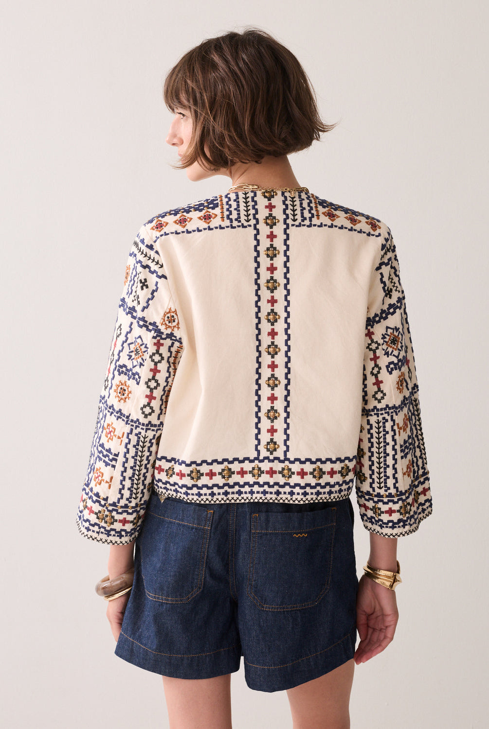 Summum Mood embroidered cropped jacket back view