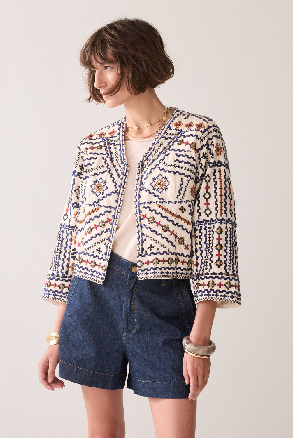 Summum Mood embroidered cropped jacket front view
