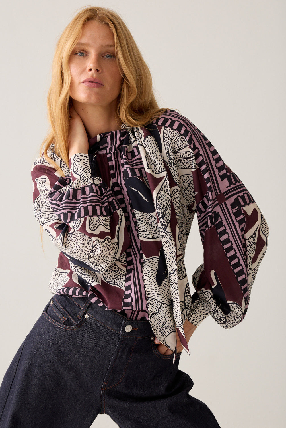Summum floral print blouse with puff sleeves side view