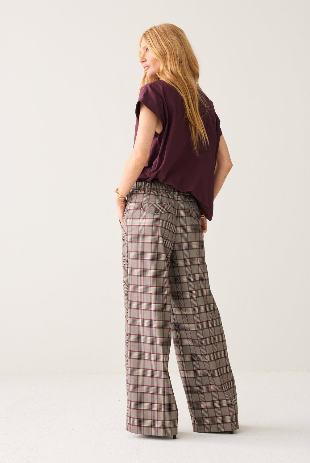 Summum burgundy grey checked trousers back view