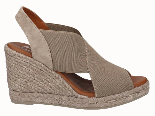 Viguera taupe wedge sandal side view