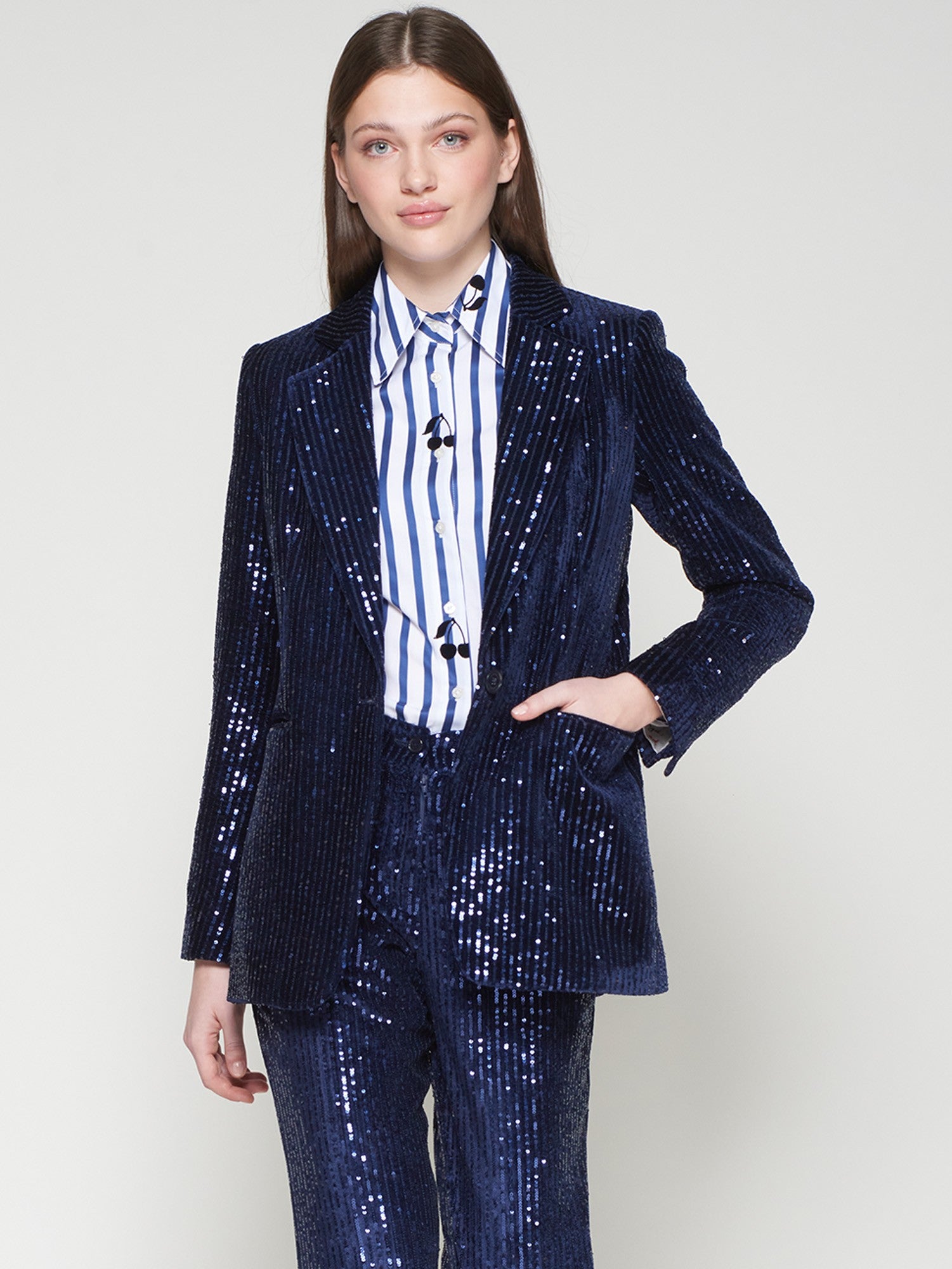 Vilagallo navy sequin blazer in velvet with tailored silhouette