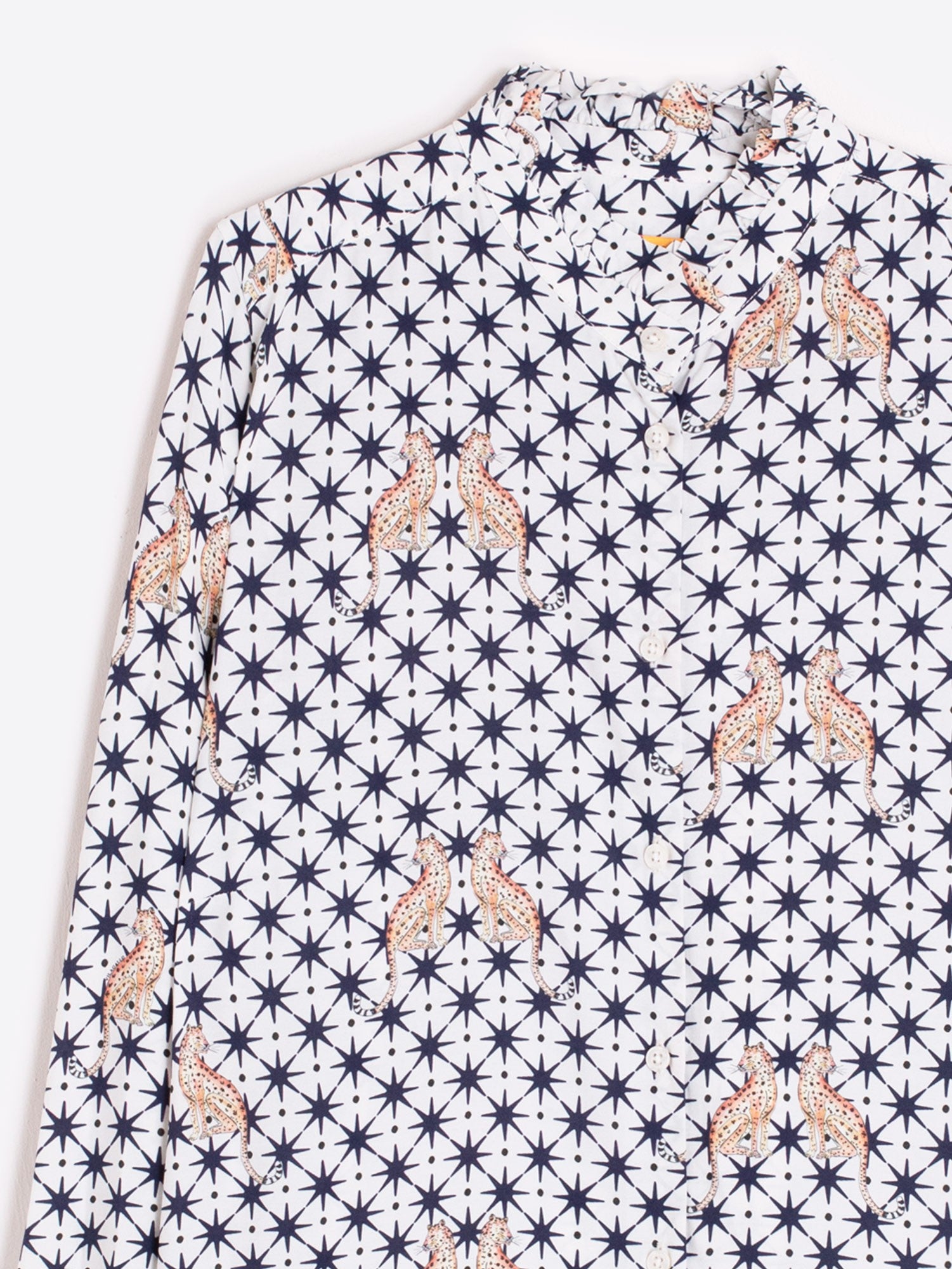Vilagallo white shirt featuring midnight star and leopard design with buttoned cuffs