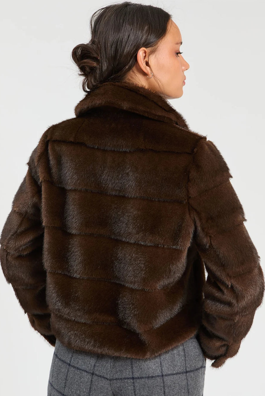 Vilagallo brown cropped faux fur jacket back view