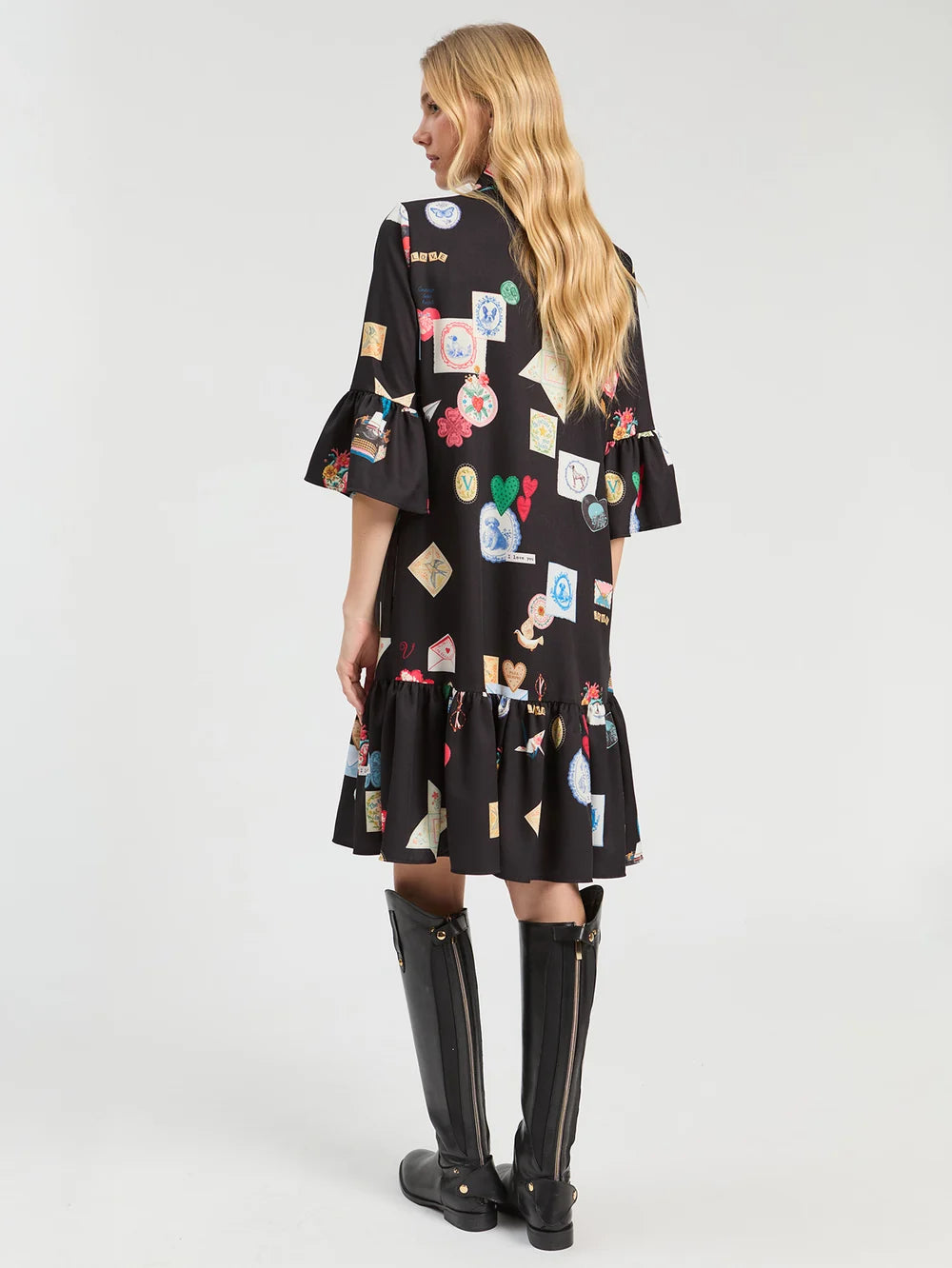 Vilagallo Veada black printed long sleeve mini dress back view