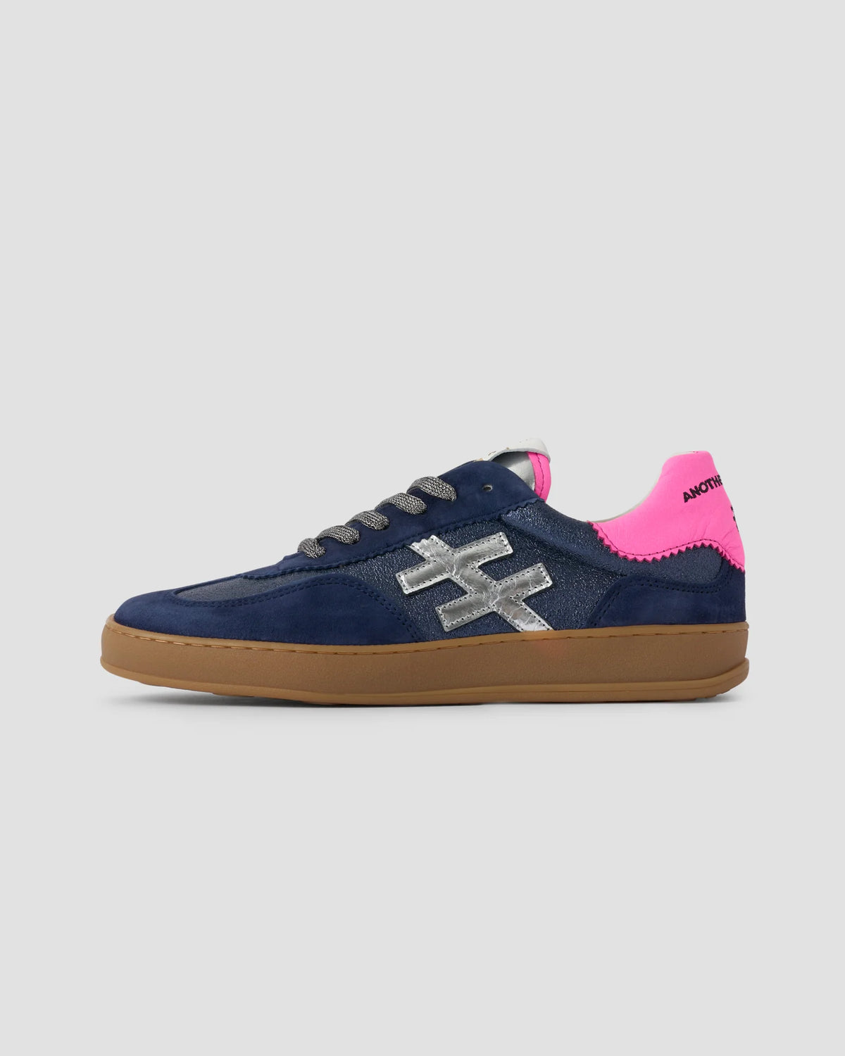  Another Trend navy leather retro trainers with white logo and pink heel
