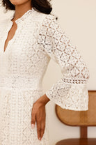 Aspiga ivory V neck lace dress sleeve detail