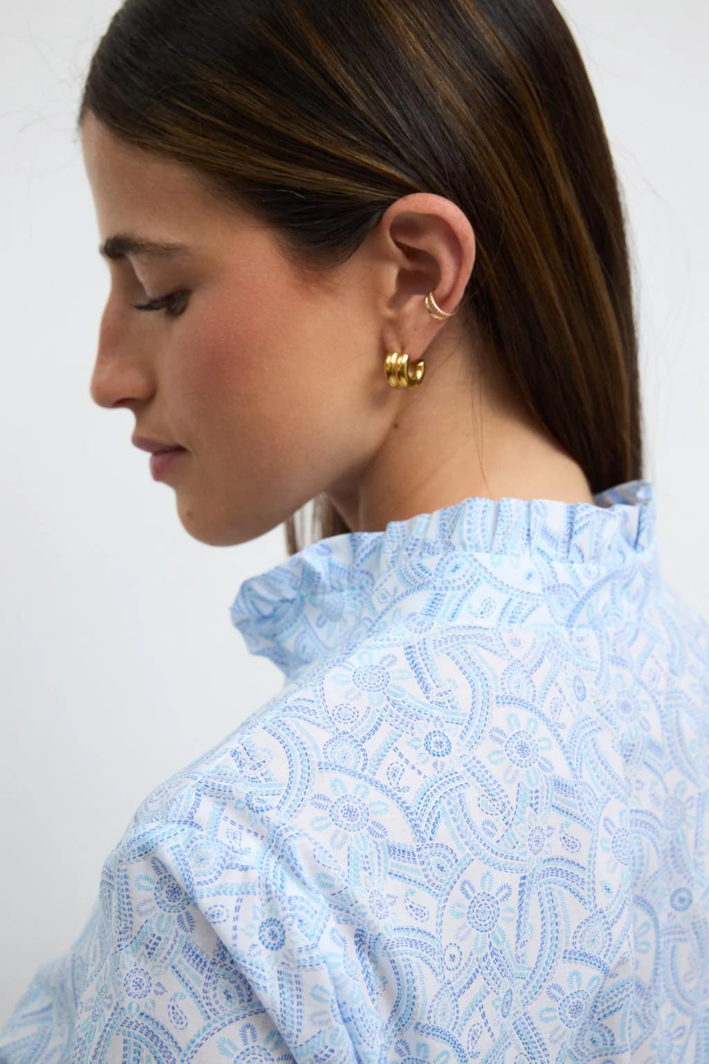 Bariloche Algaba women’s blue paisley blouse with ruffle collar 